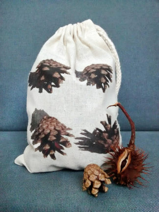Drawstring bag with pine cones design filled bag